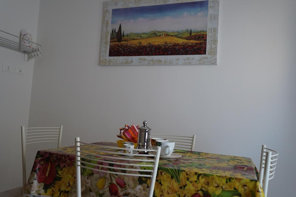 Dimora Del Viandante Appartamento Civitavecchia Bagian luar foto
